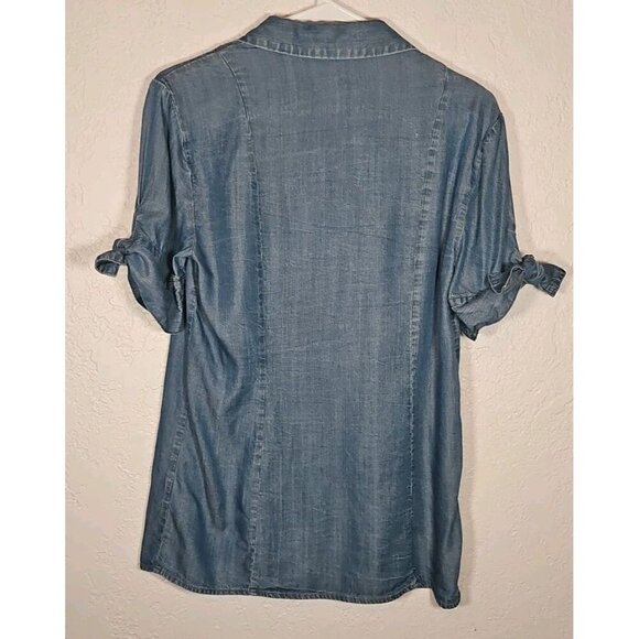 Tahari Women's Blue Tencel Chambray Button Down Shirt Size Small - Picture 5 of 6